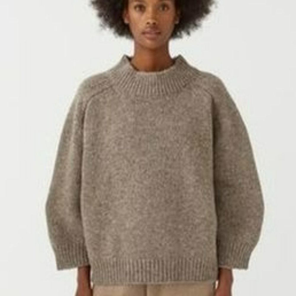 Babaa Women's Crew Neck Sweater - Brown